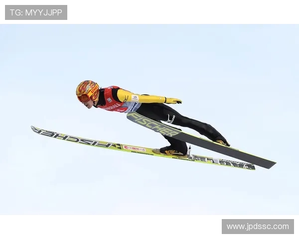 南京极限运动队在滑板精英赛中的拼搏历程与荣耀时刻分享