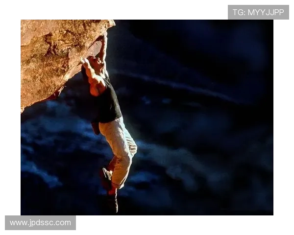 深圳攀岩队在世界街舞大赛中的力量表现与精彩点评分析 深圳攀岩队在世界街舞大赛中的力量表现与精彩点评分析