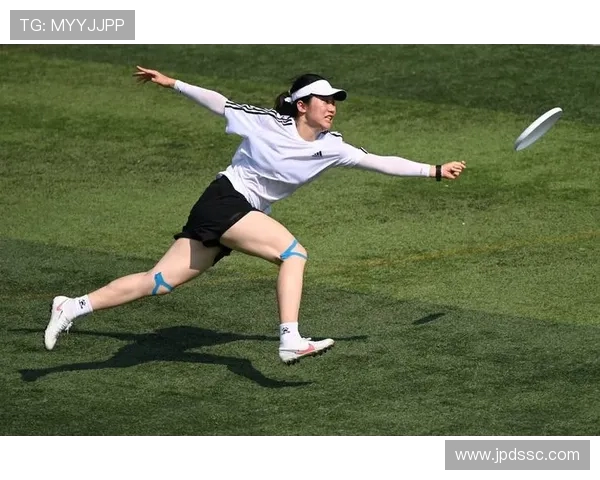 西安飞盘队快攻战术解析与实战应用探讨 西安飞盘队快攻战术解析与实战应用探讨