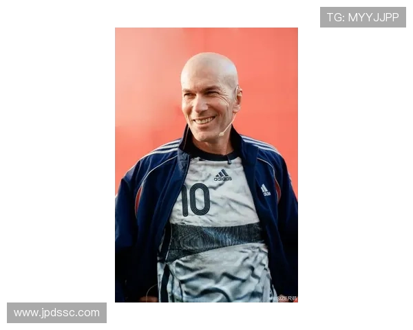 齐内丁·齐达内:从足坛天才到教练巨匠的传奇人生与执教之路 齐内丁·齐达内:从足坛天才到教练巨匠的传奇人生与执教之路